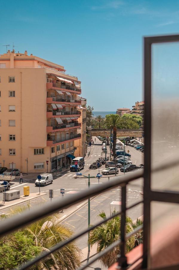 L'Alhambra, Cosy 2 Pieces Au Centre Ville De ม็องตง ภายนอก รูปภาพ